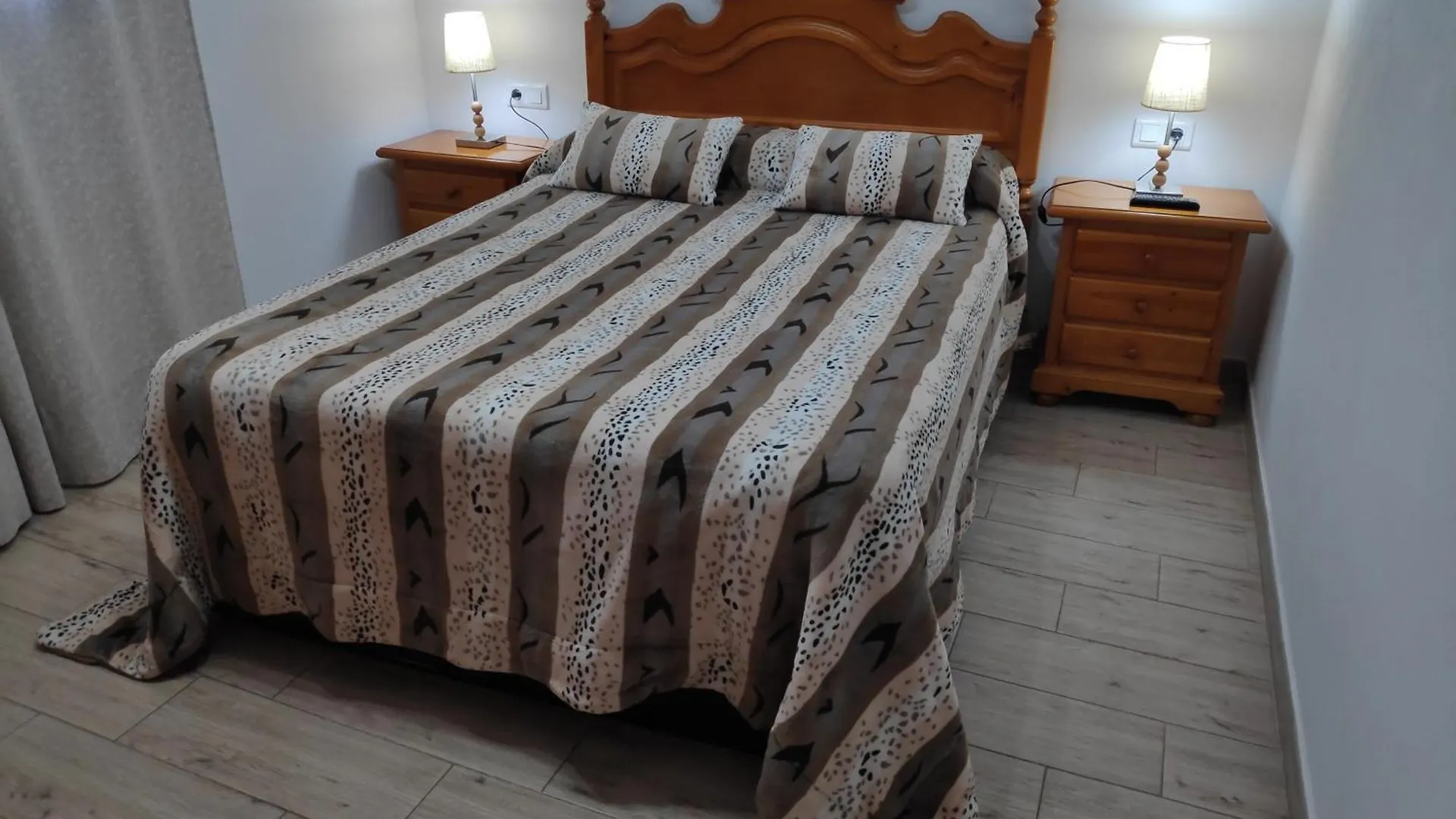 Apartamento El Almencino 톨록스